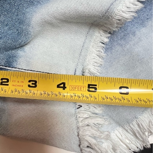 Lane Bryant Ombré Mid Rise Girlfriend Shorts Flex Magic Waistband Size 26 NWT - Picture 10 of 11